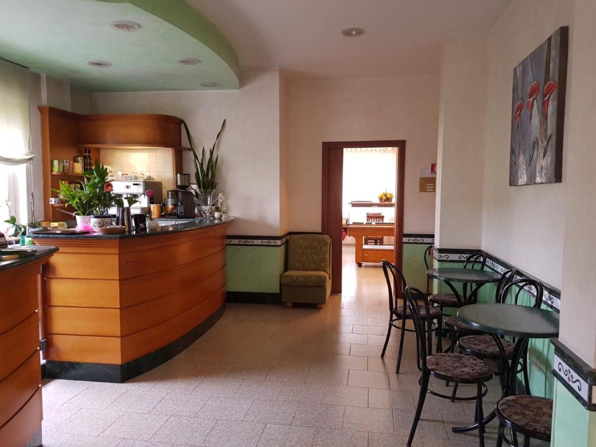 Hotel Patrizia Marina di Massa Extérieur photo
