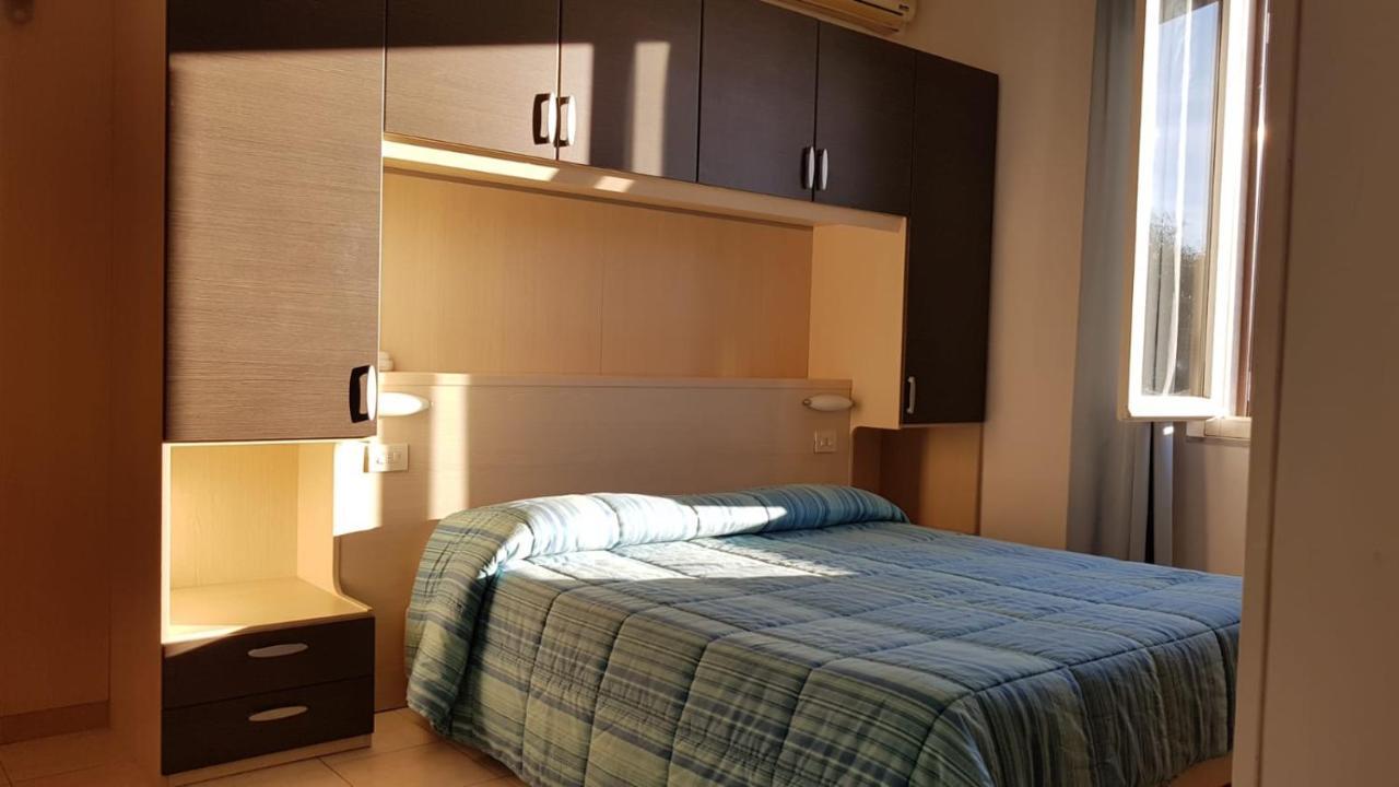 Hotel Patrizia Marina di Massa Extérieur photo